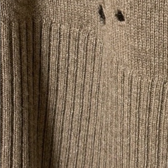 Autumn Cashmere wool,cashmere..distressed knit PTP 21” ,oversized medium . - Picture 5 of 12